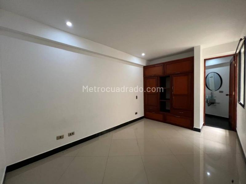 Apartamento en Arriendo de 3 Alcobas en Guayabal (Sin Ascensor) - 3