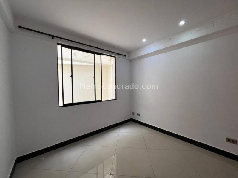 Apartamento en Arriendo de 3 Alcobas en Guayabal (Sin Ascensor) - 5