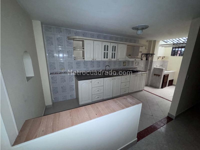 Casa – Bello, La Cabañita - Más