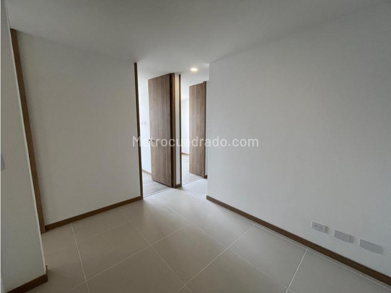 3BR Apartment in Loma Del Escobero (90 m²) - 5