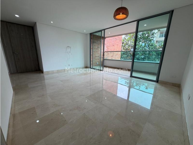 3BR Apartment in Laureles (130 m²)