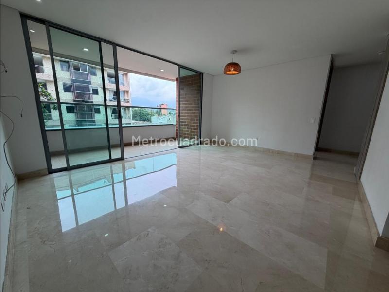 3BR Apartment in Laureles (130 m²) - 2