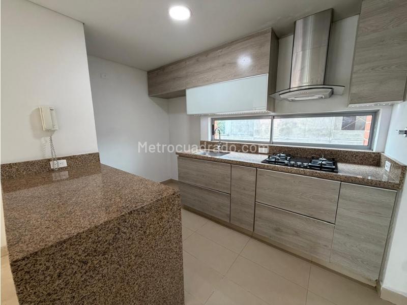3BR Apartment in Laureles (130 m²) - 4