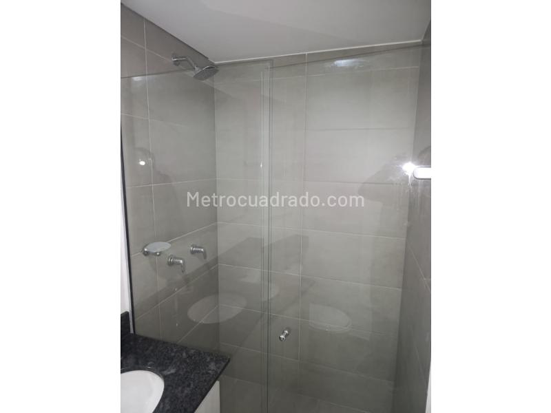 Piso – Sabaneta, San Isidro - Más