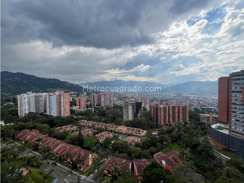 2BR Apartment in Loma Del Escobero (88 m²)