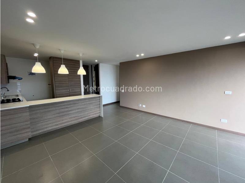 2BR Apartment in Loma Del Escobero (88 m²) - 2