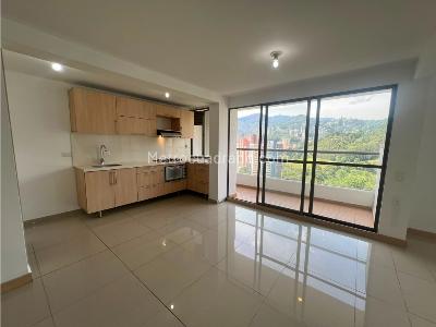 Apartamento de 2 alcobas en arriendo en Pan De Azucar, Sabaneta, 76 m² · foto 5 de 14