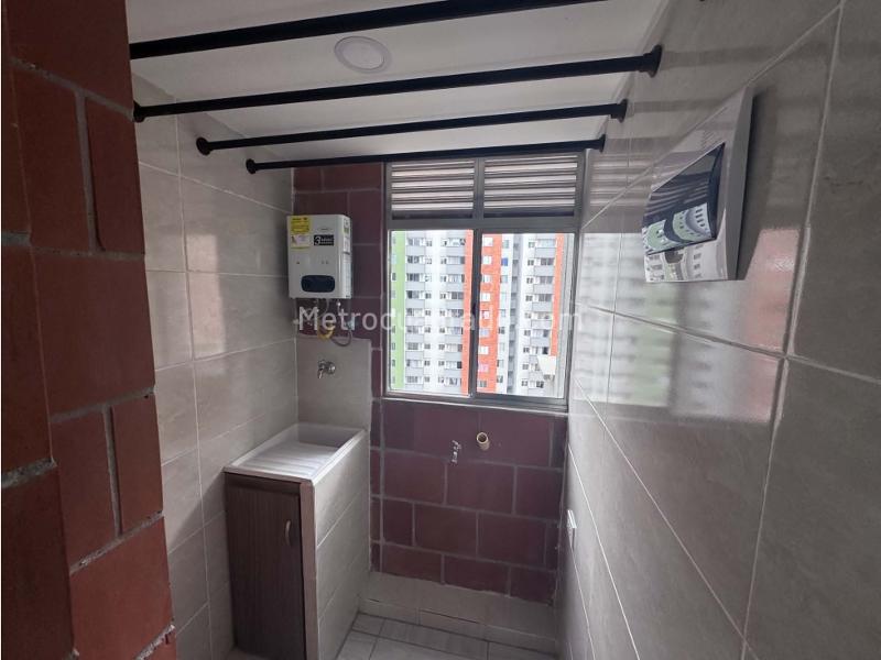 3BR Apartment in Niquia (60 m²) - 2