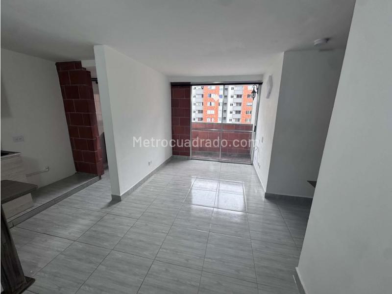 3BR Apartment in Niquia (60 m²) - 3