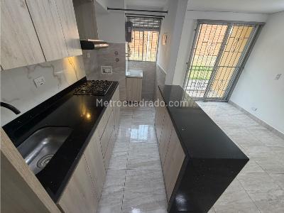 Apartamento de 3 alcobas en arriendo en Ditaires, Itagüí, 63 m² · foto 4 de 20