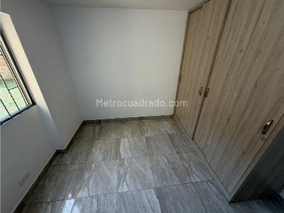 Apartamento de 3 alcobas en arriendo en Ditaires, Itagüí, 63 m² · foto 12 de 20