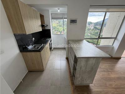 Apartamento de 3 alcobas en arriendo en Aves Maria, Sabaneta, 75 m² · foto 2 de 20