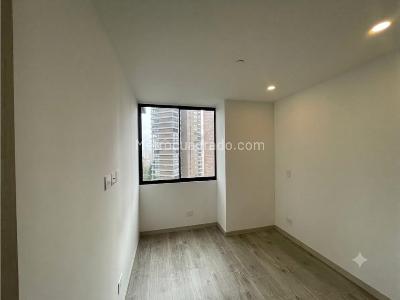 Apartamento de 2 alcobas en arriendo en El Poblado, Medellín, 86 m² · foto 11 de 12