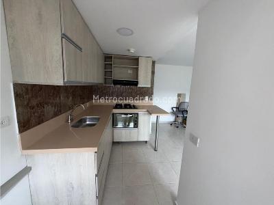 Apartamento de 3 alcobas en arriendo en La Doctora, Sabaneta, 60 m² · foto 2 de 19