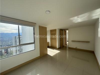 Apartamento de 2 alcobas en arriendo en El Poblado, Medellín, 85 m² · foto 8 de 13