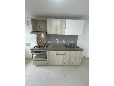 Apartamento de 3 alcobas en arriendo en Aves Maria, Sabaneta, 80 m² · foto 2 de 19