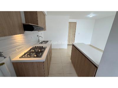 Apartamento de 3 alcobas en arriendo en Ditaires, Itagüí, 60 m² · foto 3 de 20