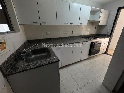 Apartamento en Arriendo, La Castellana, Medellín