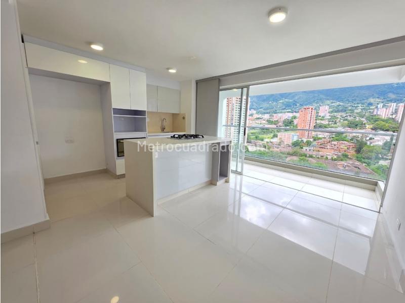 3BR Apartment in Suramerica (80 m²)