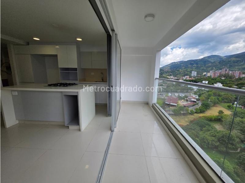 3BR Apartment in Suramerica (80 m²) - 3