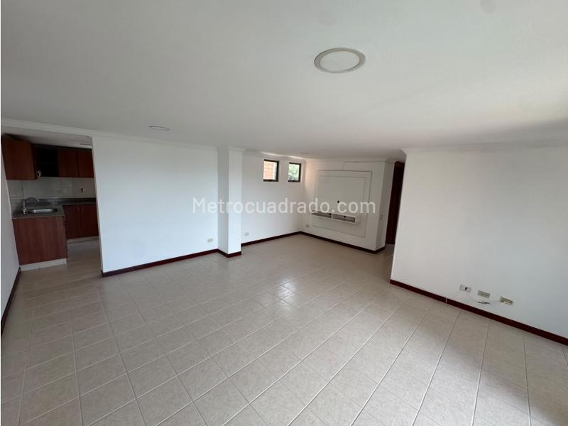 Piso – Envigado - Más