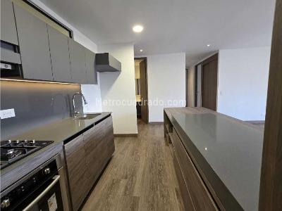 Apartment for rent in Los Balsos, Medellín