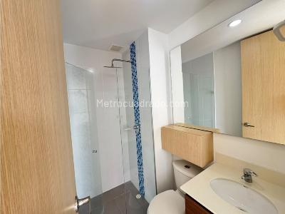 Apartamento en arriendo en El Poblado, Medellín · foto 5 de 13