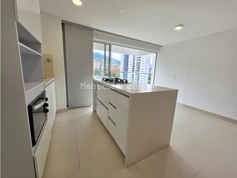 Apartamento en Arriendo, Suramerica, Itagui - 2