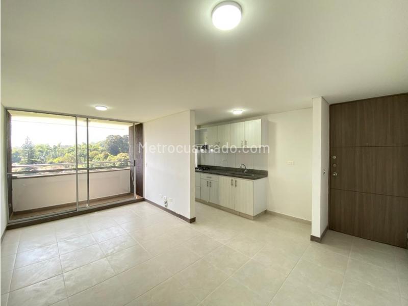 3-Bedroom Apartment in Ferreria