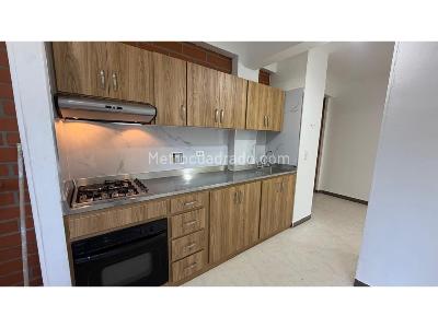 Apartamento de 3 alcobas en arriendo en Villas Del Carmen, Sabaneta, 75 m² · foto 2 de 20
