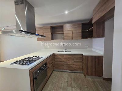Apartamento en arriendo en Ciudad Del Rio, Medellín · foto 4 de 6