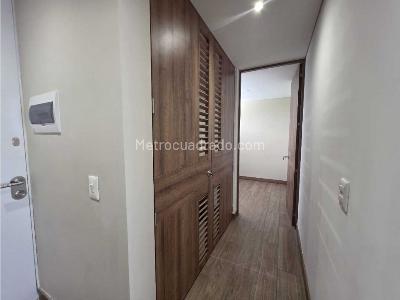 Apartamento en arriendo en Ciudad Del Rio, Medellín · foto 5 de 6