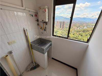 Apartamento de 3 alcobas en arriendo en Rodeo Alto, Medellín, 70 m² · foto 4 de 20