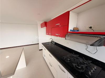 Apartamento de 3 alcobas en arriendo en Rodeo Alto, Medellín, 70 m² · foto 5 de 20