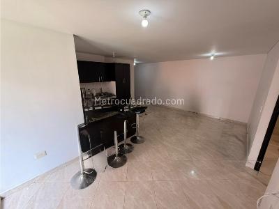 Apartamento de 3 alcobas en arriendo en Rodeo Alto, Medellín, 70 m² · foto 9 de 19
