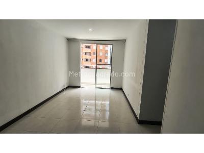 Apartamento de 3 alcobas en arriendo en Ciudad Del Rio, Medellín, 66 m² · foto 12 de 15
