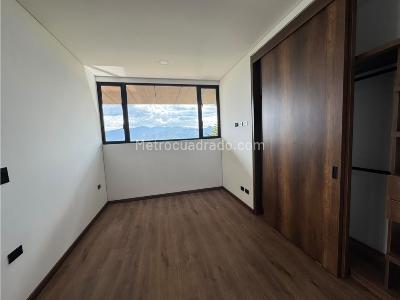 Apartamento de 2 alcobas en arriendo en El Poblado, Medellín, 98 m² · foto 9 de 15