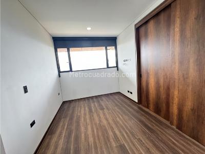 Apartamento de 2 alcobas en arriendo en El Poblado, Medellín, 98 m² · foto 10 de 19