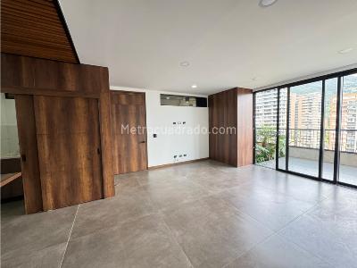 Apartamento de 2 alcobas en arriendo en El Poblado, Medellín, 98 m² · foto 3 de 15
