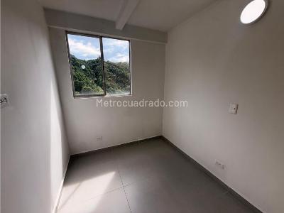 Apartamento de 3 alcobas en arriendo en Loma De San Jose, Sabaneta, 60 m² · foto 16 de 20