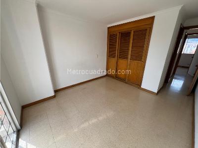 Apartamento en venta en Laureles, Medellín · foto 11 de 17