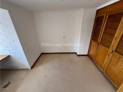 Apartamento en venta en Laureles, Medellín · foto 14 de 17