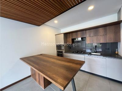 Apartamento en Arriendo, El Poblado, Medellín