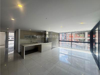 Apartamento en Arriendo, Altos Del Poblado, Medellín