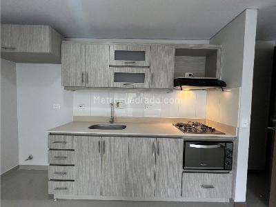 Apartment for rent in Los Naranjos, Envigado