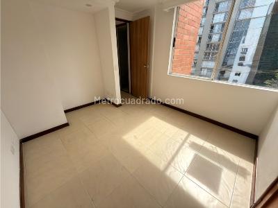 Apartaestudio en arriendo en La Almeria, Medellín, 45 m² · foto 5 de 12