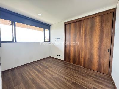 Apartamento de 2 alcobas en arriendo en El Poblado, Medellín, 98 m² · foto 9 de 19