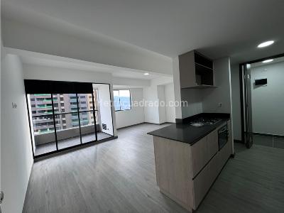 Apartaestudio en arriendo en El Poblado, Medellín, 45 m² · foto 2 de 11