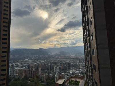Apartaestudio en arriendo en El Poblado, Medellín, 45 m² · foto 5 de 11