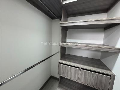 Apartaestudio en arriendo en El Poblado, Medellín, 45 m² · foto 7 de 11
